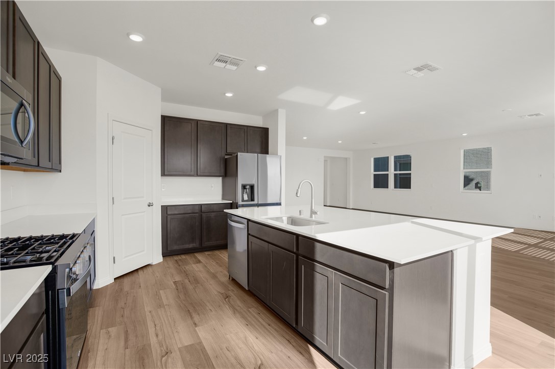 3055 Magnolia Rnch Avenue Las Vegas, NV 89139 - Photo 10 of 35