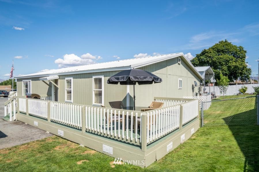 1061 Red Apple Road Wenatchee, WA 98801 - Photo 23 of 25 Gallery Image 23
