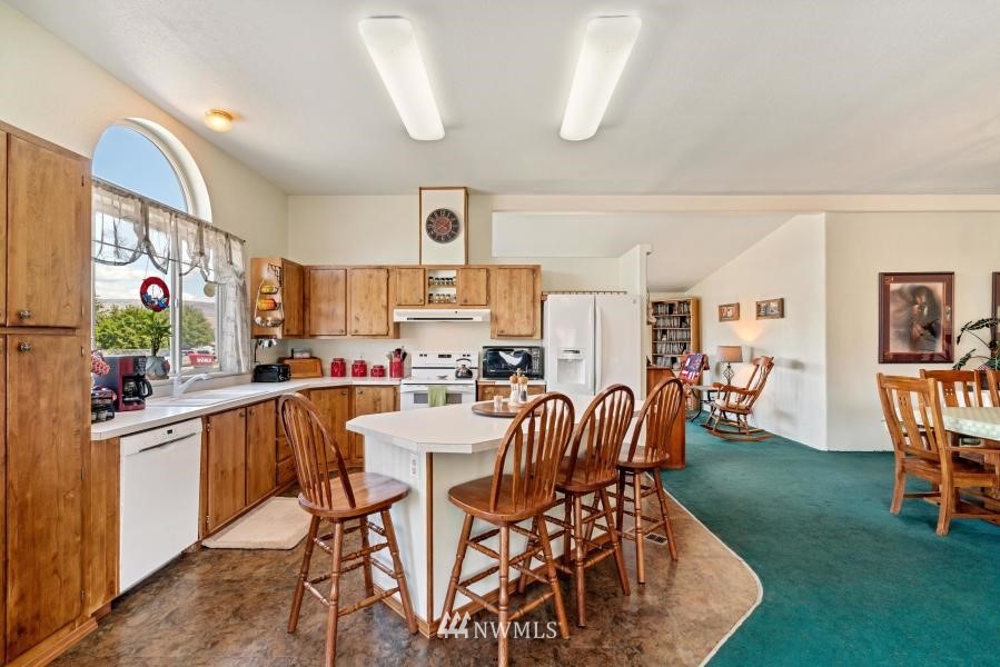 1061 Red Apple Road Wenatchee, WA 98801 - Photo 10 of 25 Gallery Image 10