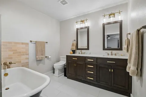 $750,000 | 5622 Ledgestone Drive, Dallas, TX 75214