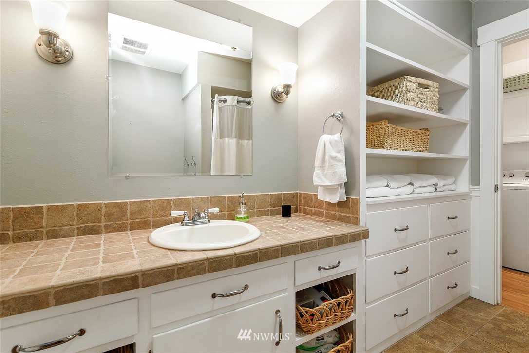313 Heather Road Everett, WA 98203 - Photo 29 of 36