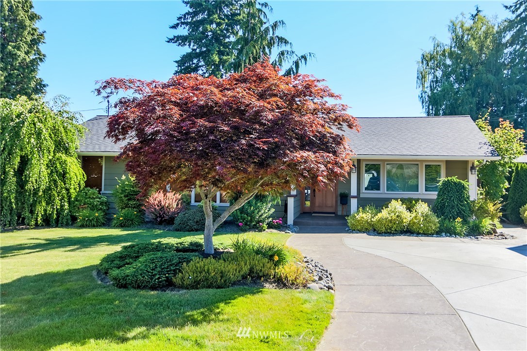 313 Heather Road Everett, WA 98203 - Photo 4 of 36