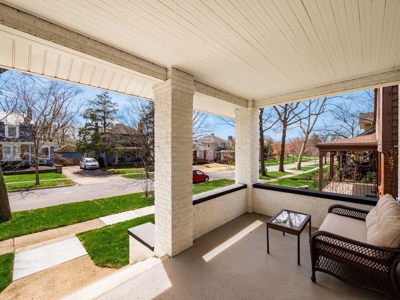 52 Fallis Road Columbus, OH 43214 - Photo 4 of 45 Front Porch