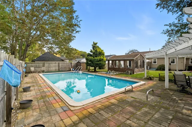 $485,900 | 19 Beatrice Avenue, Warwick, RI 02889