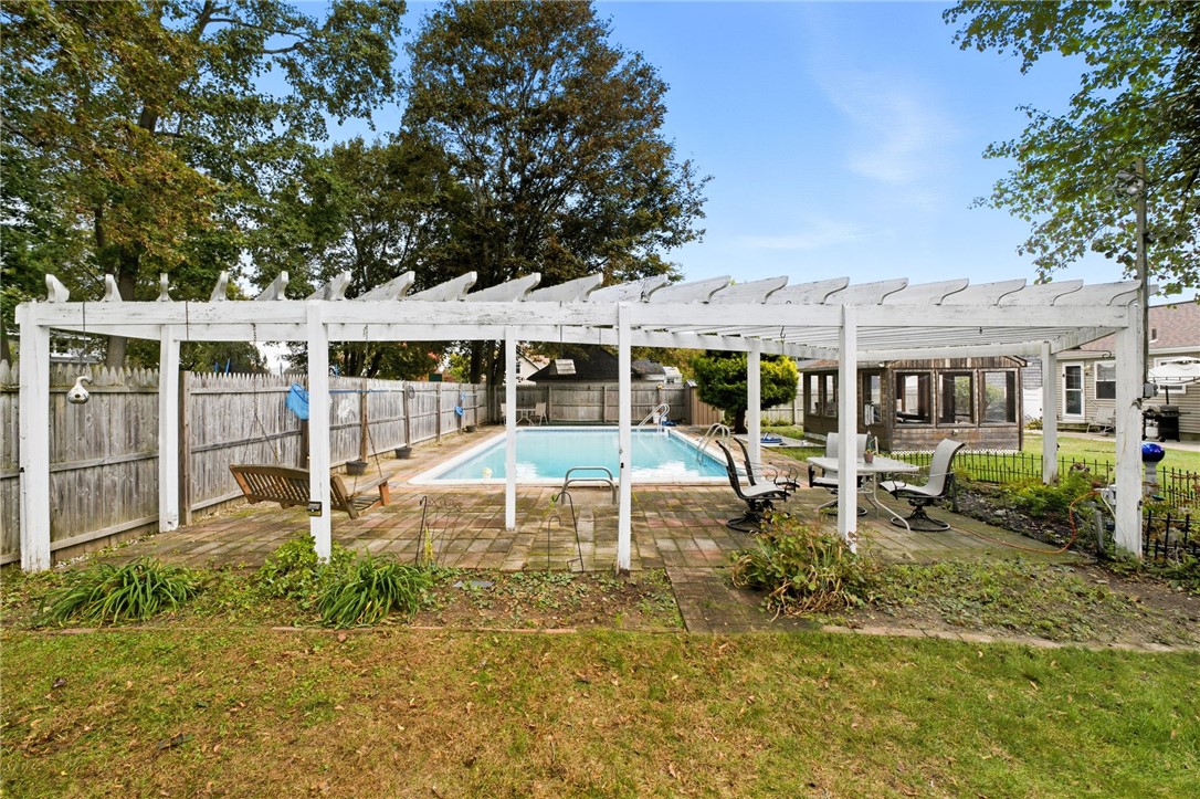 19 Beatrice Avenue Warwick, RI 02889 - Photo 22 of 26