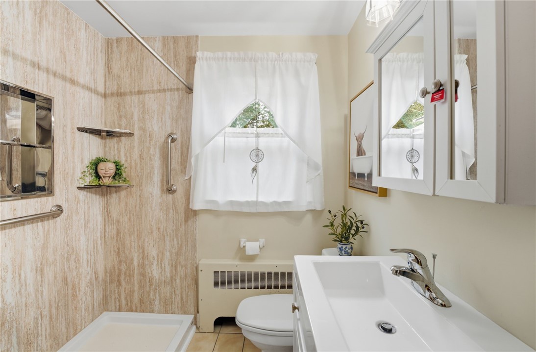 19 Beatrice Avenue Warwick, RI 02889 - Photo 7 of 26