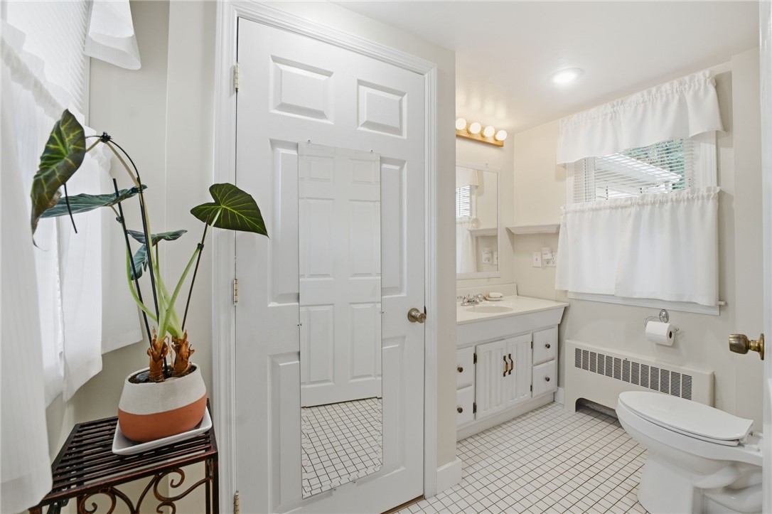 19 Beatrice Avenue Warwick, RI 02889 - Photo 9 of 26