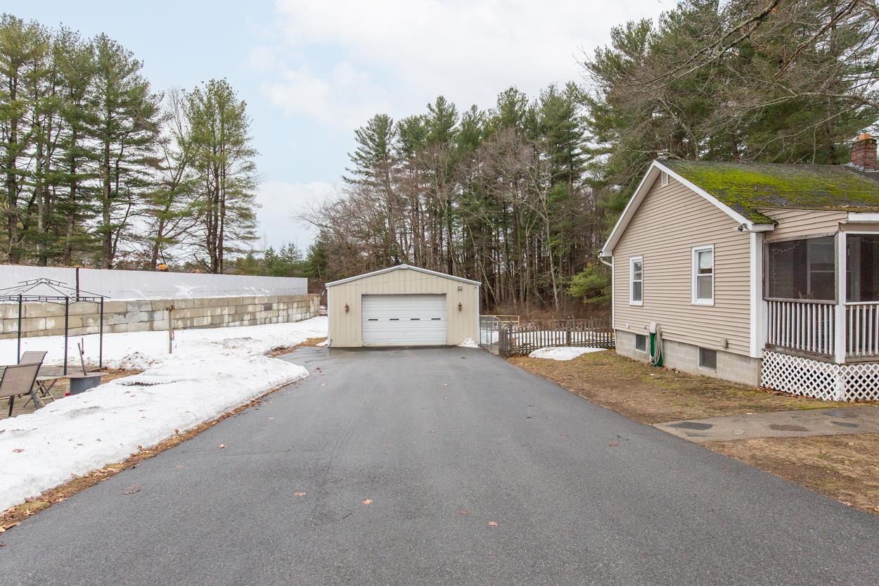 5 Lori Lane Pelham, NH 03076 - Photo 22 of 23