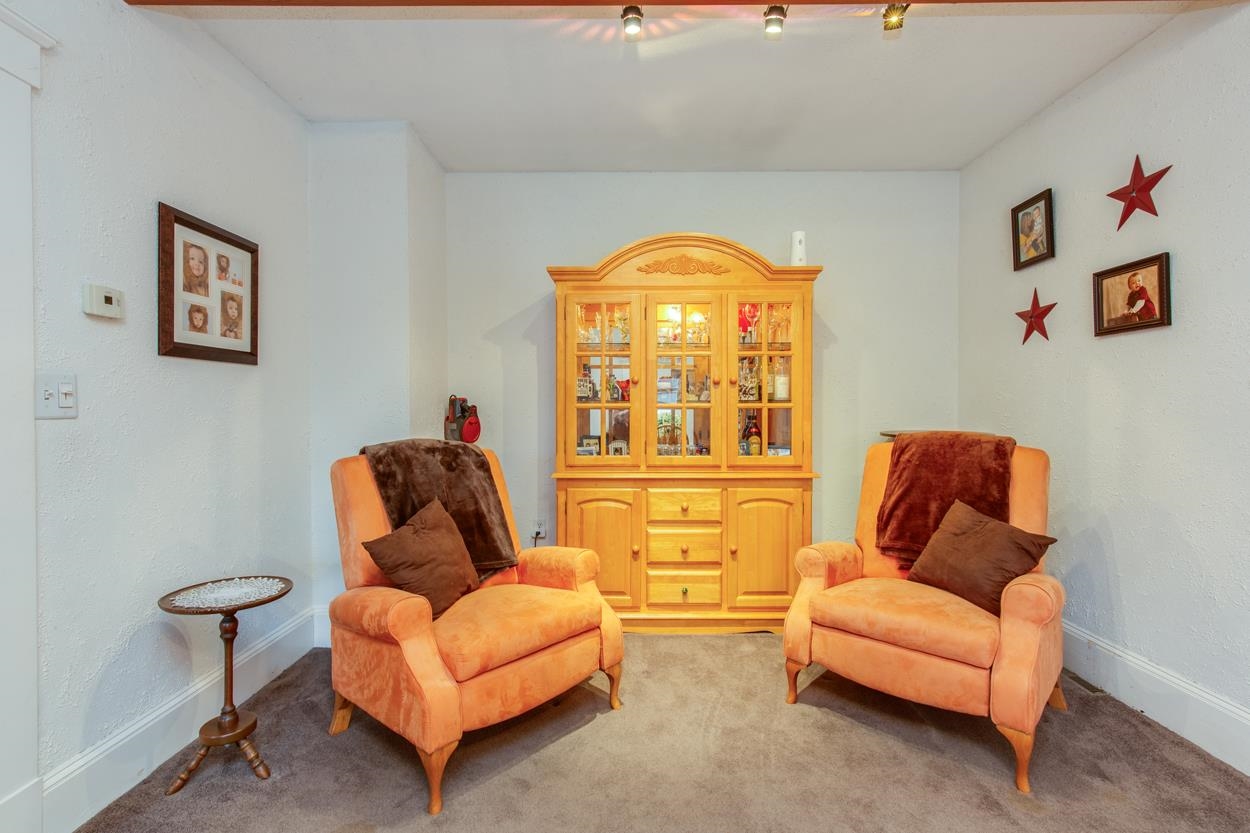 5 Lori Lane Pelham, NH 03076 - Photo 7 of 23