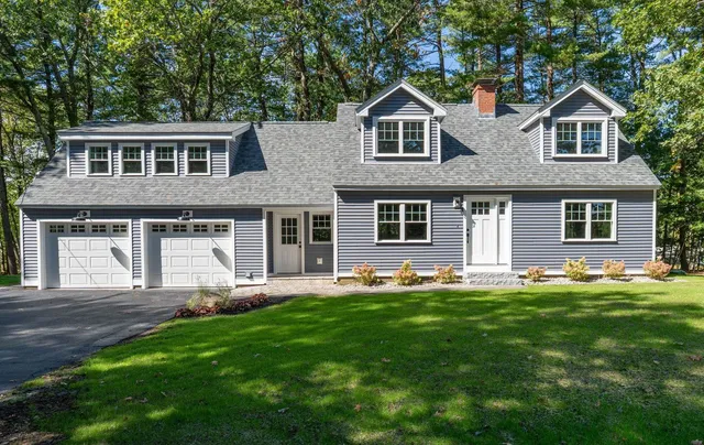 $879,000 | 14 Birch Road, North Hampton, NH 03862