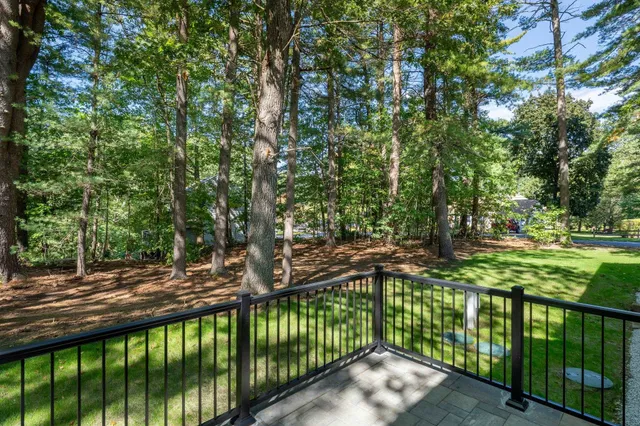 $879,000 | 14 Birch Road, North Hampton, NH 03862