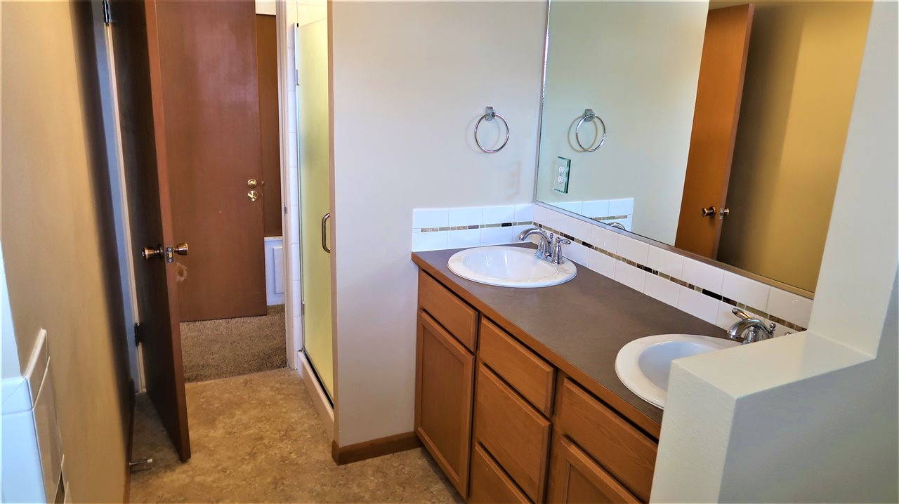 1215 North Pierce Road Spokane Valley, WA 99206 - Photo 9 of 20 Gallery Image 9