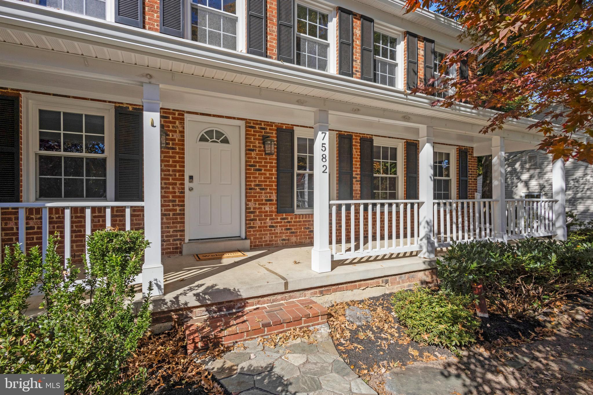 7582 Seabrook Lane Springfield, VA 22153 - Photo 3 of 65 Gallery Image 3