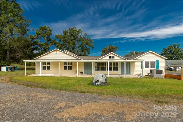 $340,000 | 2538 Old Camden Highway, Lancaster, SC 29720