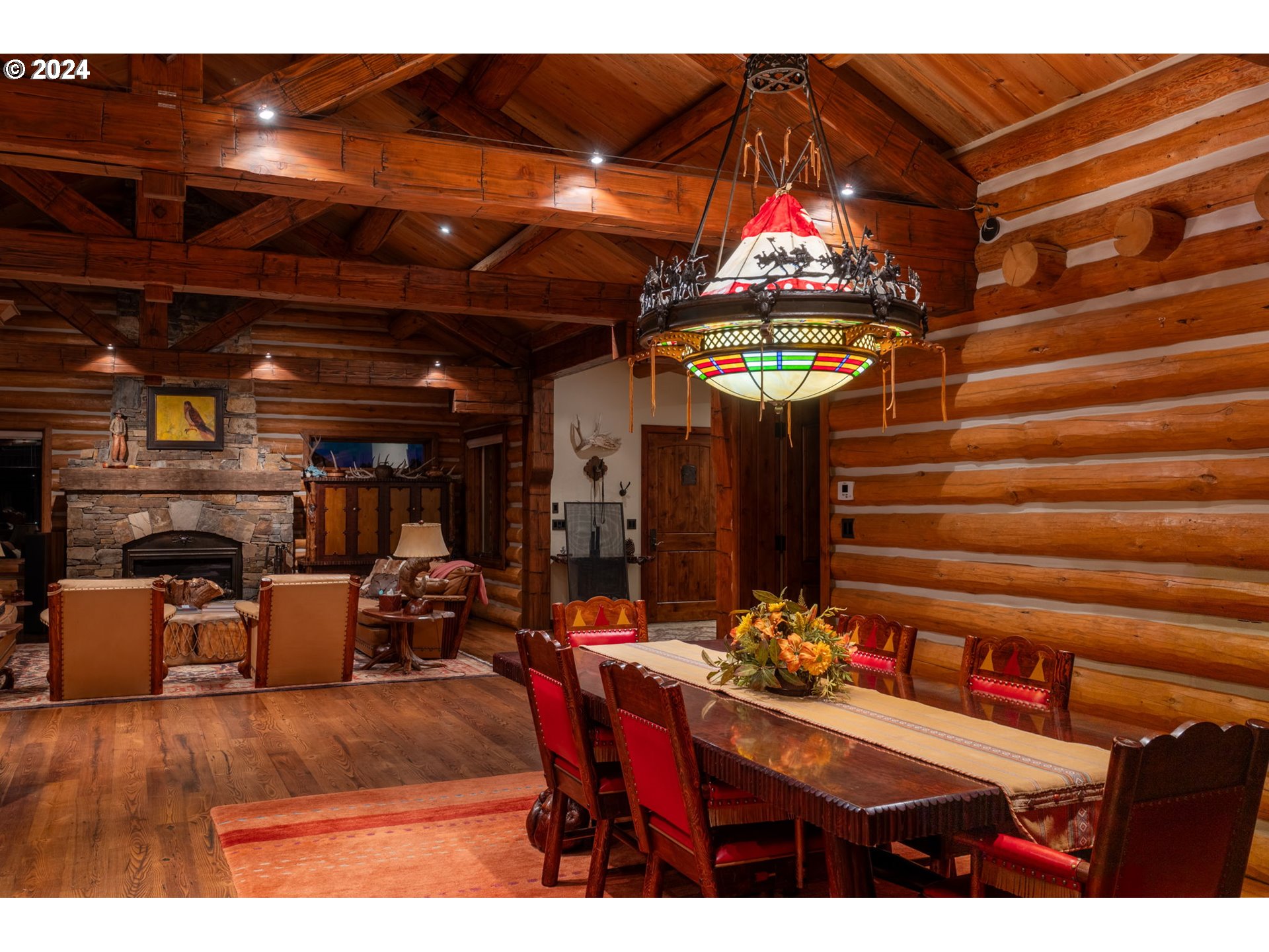 52255 Huntington Road La Pine, OR 97739 - Photo 11 of 48 a view of a tables and chairs in patio
