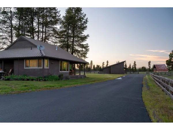 $21,000,000 | 52255 Huntington Road, La Pine, OR 97739