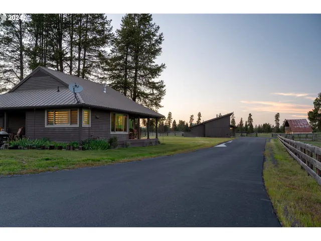 $25,600,000 | 52255 Huntington Road, La Pine, OR 97739