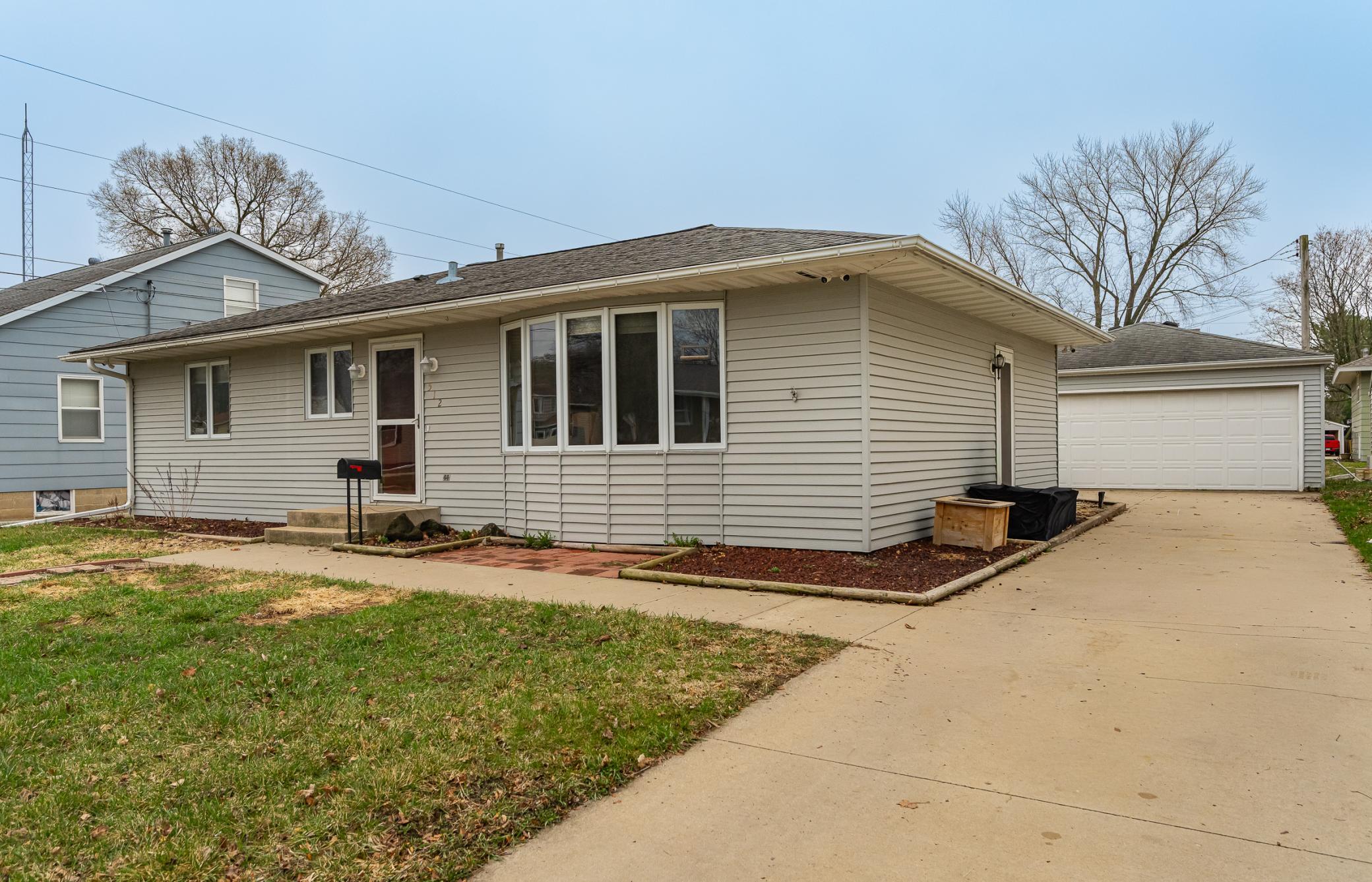 512 15th Street Northeast Rochester, MN 55906 - Photo 1 of 1 Gallery Image 1