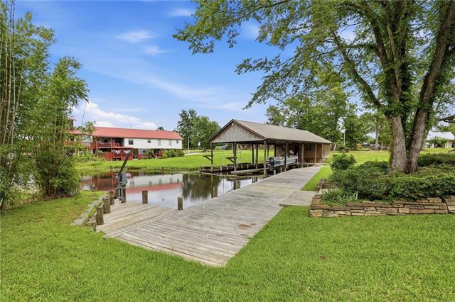 32557 Ponchartrain Drive Springfield, LA 70462 - Photo 33 of 35