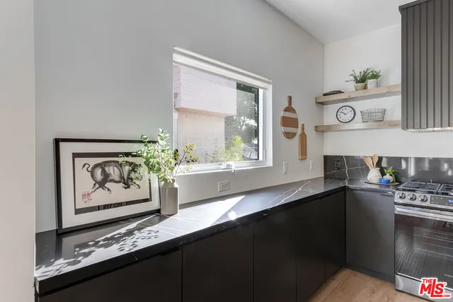 $5,850 | 841 North La Fayette Park Place, Los Angeles, CA 90026