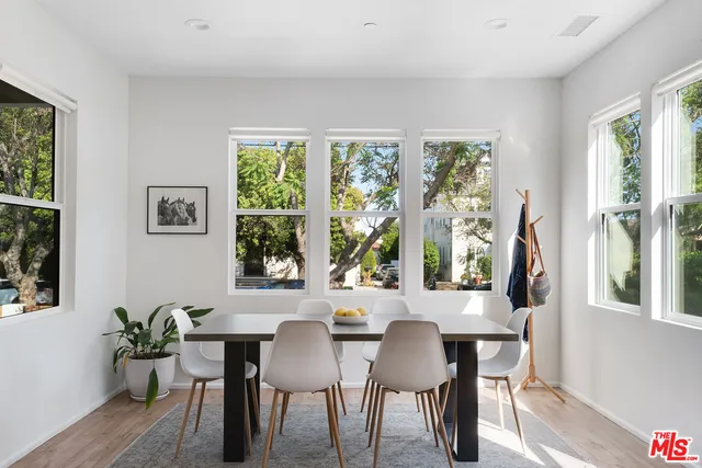 $5,850 | 841 North La Fayette Park Place, Los Angeles, CA 90026