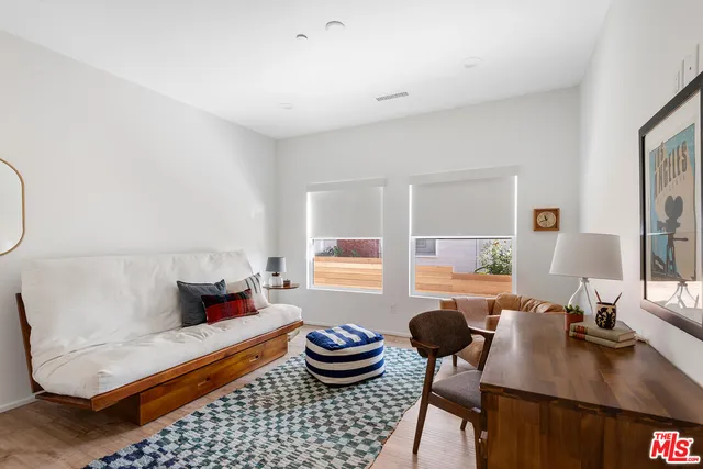 $5,850 | 841 North La Fayette Park Place, Los Angeles, CA 90026