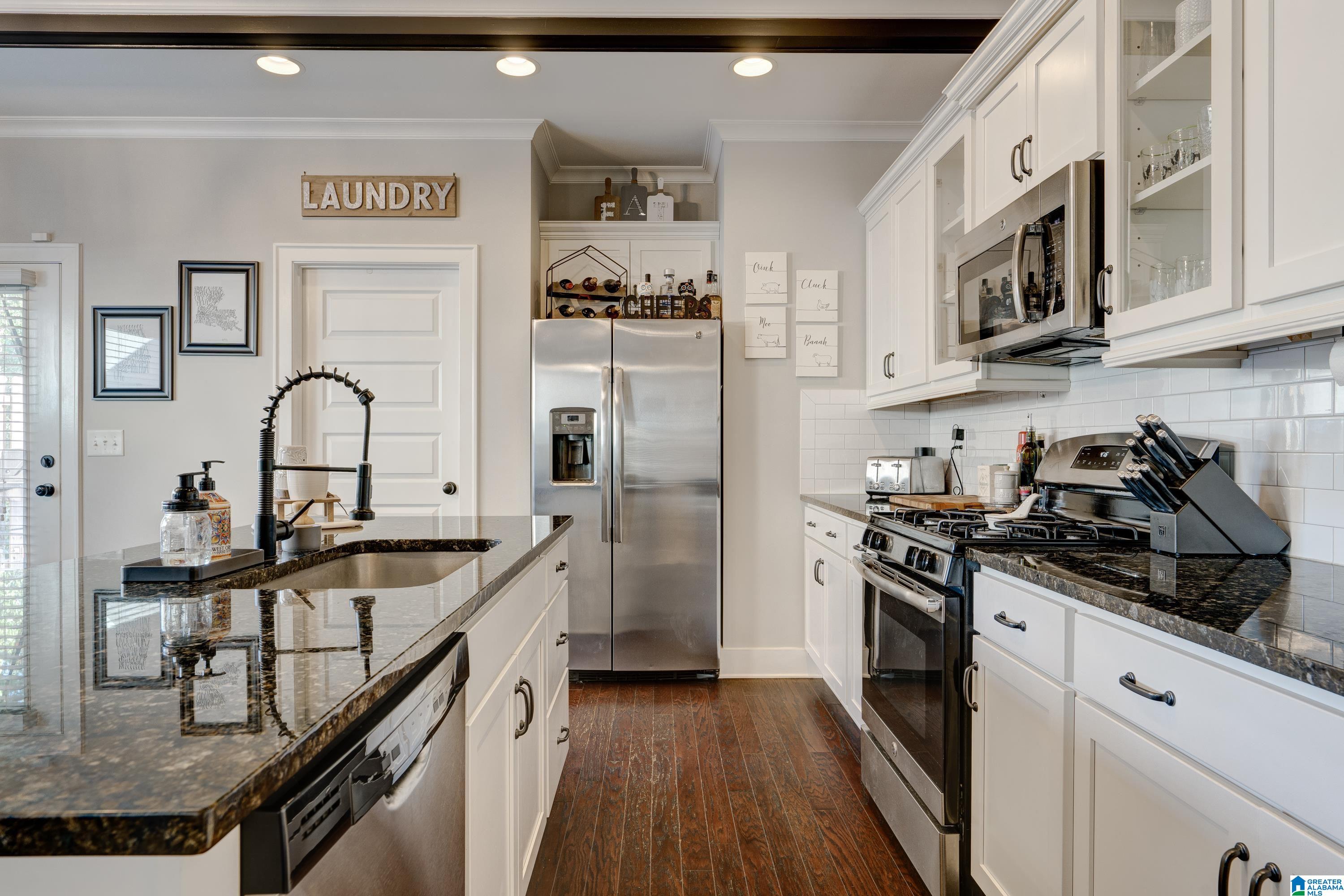3987 Valley Manor Birmingham, AL 35210 - Photo 14 of 48