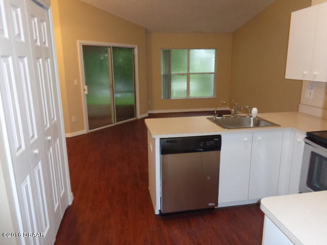 1806 Deer Springs Road Port Orange, FL 32129 - Photo 3 of 27 kitch (1)