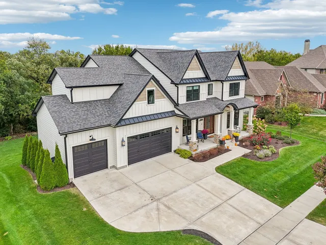 $999,000 | 3708 Peregrine Way, Elgin, IL 60124