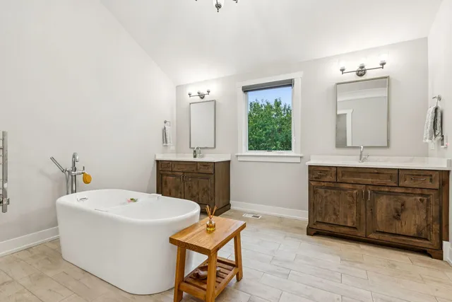 $999,000 | 3708 Peregrine Way, Elgin, IL 60124