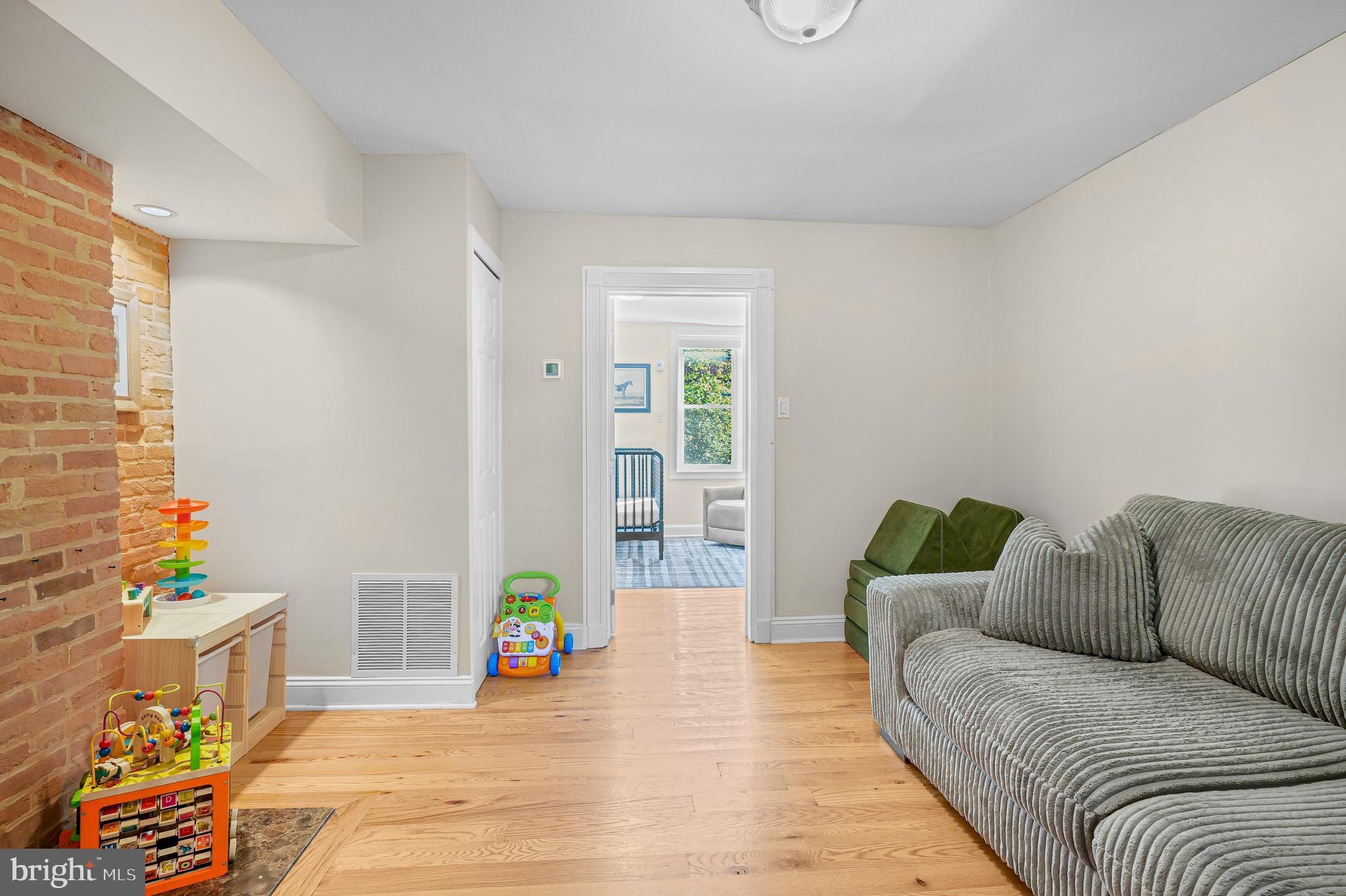 1232 Riverside Avenue Baltimore, MD 21230 - Photo 21 of 51 You decide what works for this flexible space