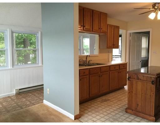 68 Pequot Point Road Westfield, MA 01085 - Photo 7 of 28