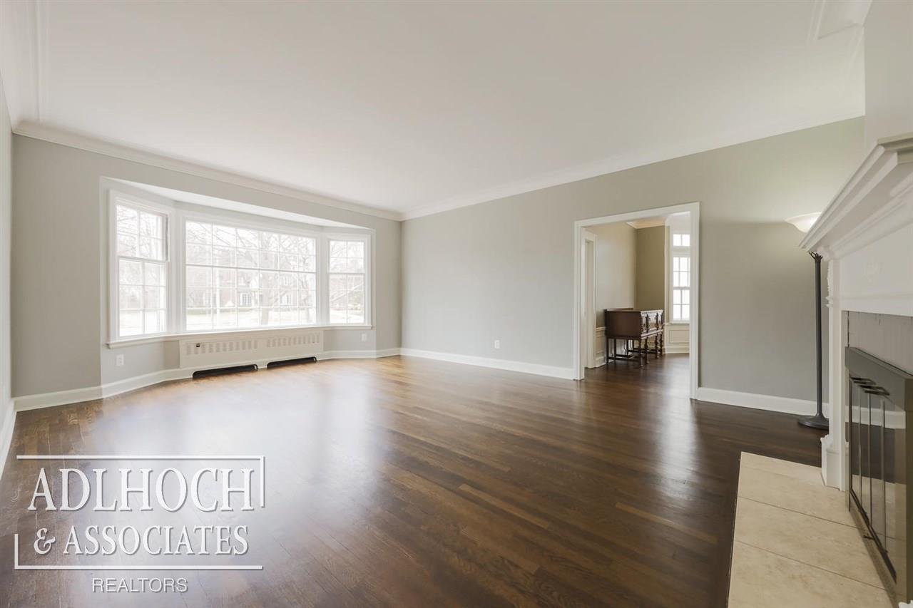 1014 Yorkshire Road Grosse Pointe Park, MI 48230 - Photo 7 of 52