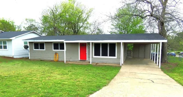 $1,450 | 501 South Perry Avenue, Denison, TX 75020