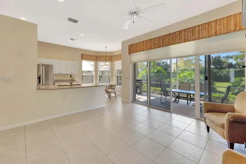 $299,000 | 7194 Southport Drive, Boynton Beach, FL 33472