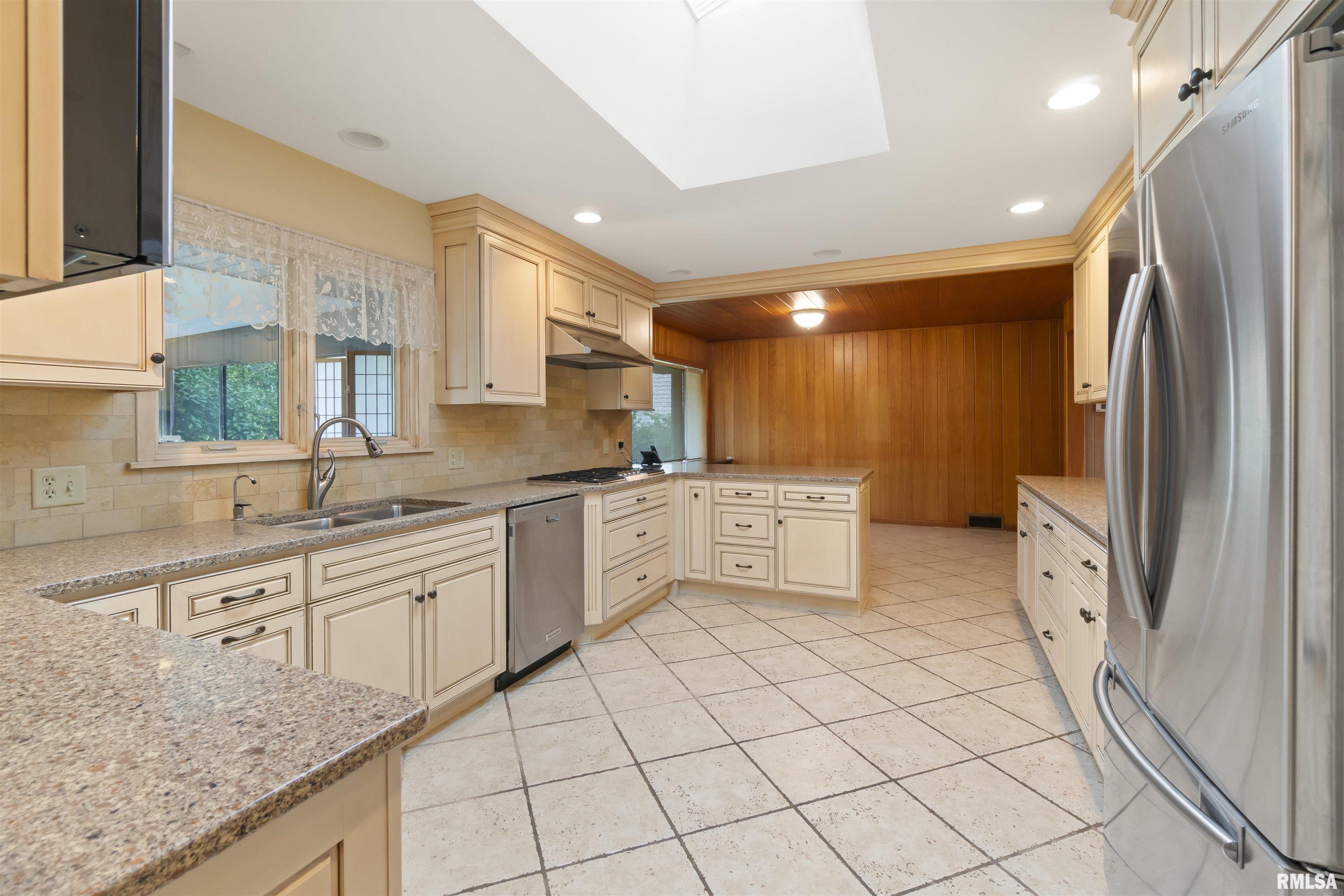 205 North Ida Street Lacon, IL 61540 - Photo 31 of 92