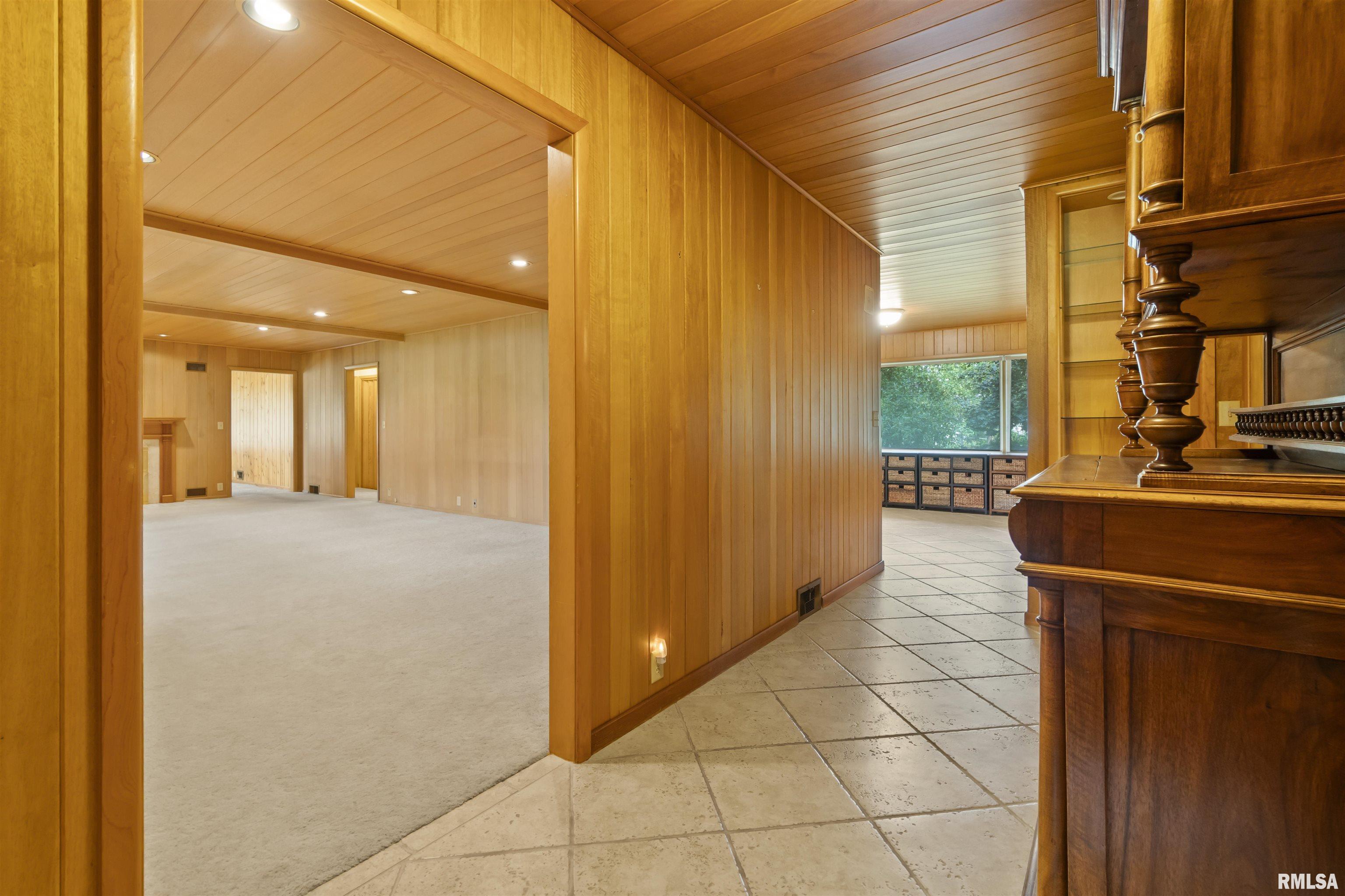 205 North Ida Street Lacon, IL 61540 - Photo 7 of 92