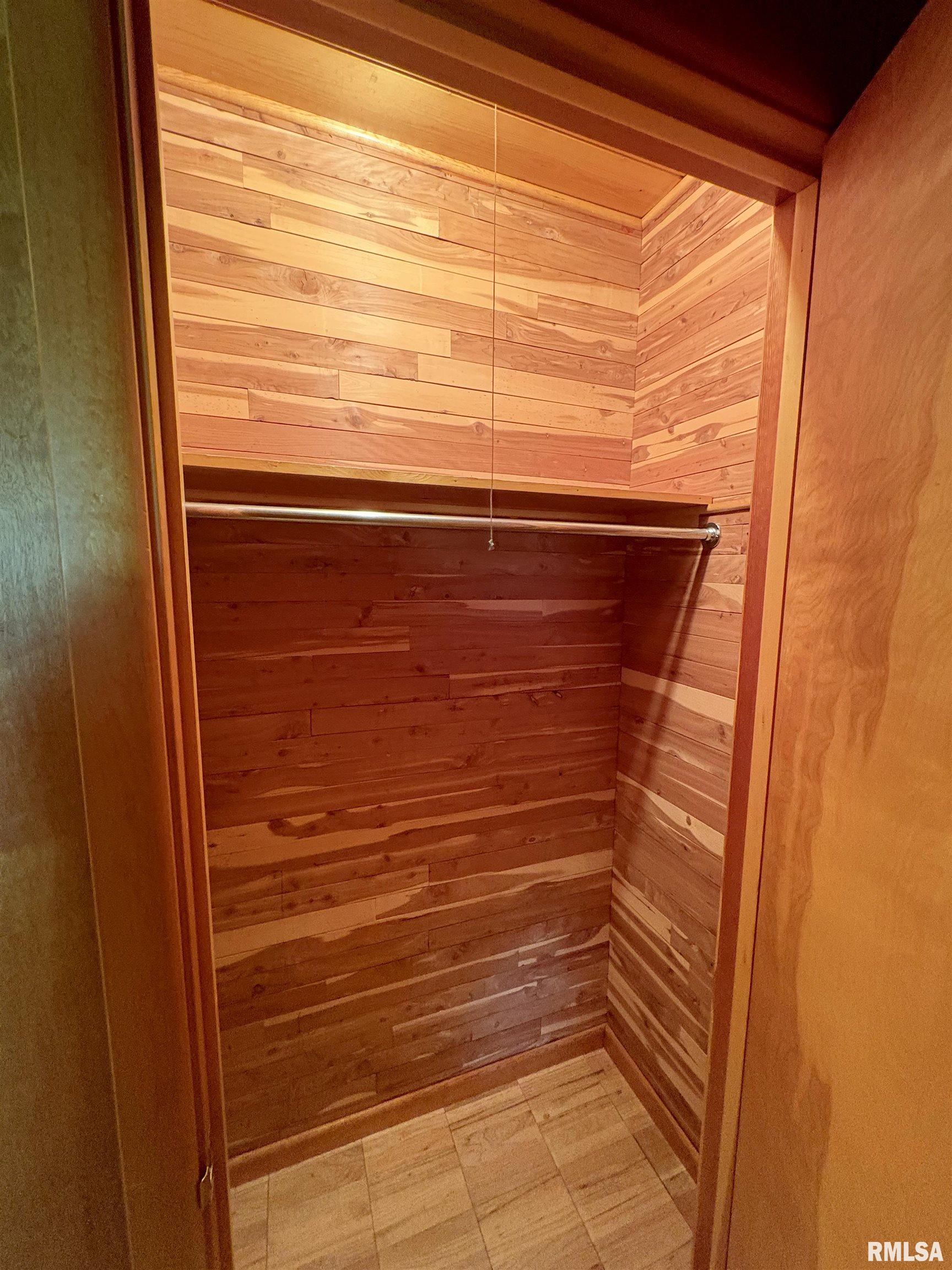 205 North Ida Street Lacon, IL 61540 - Photo 9 of 92