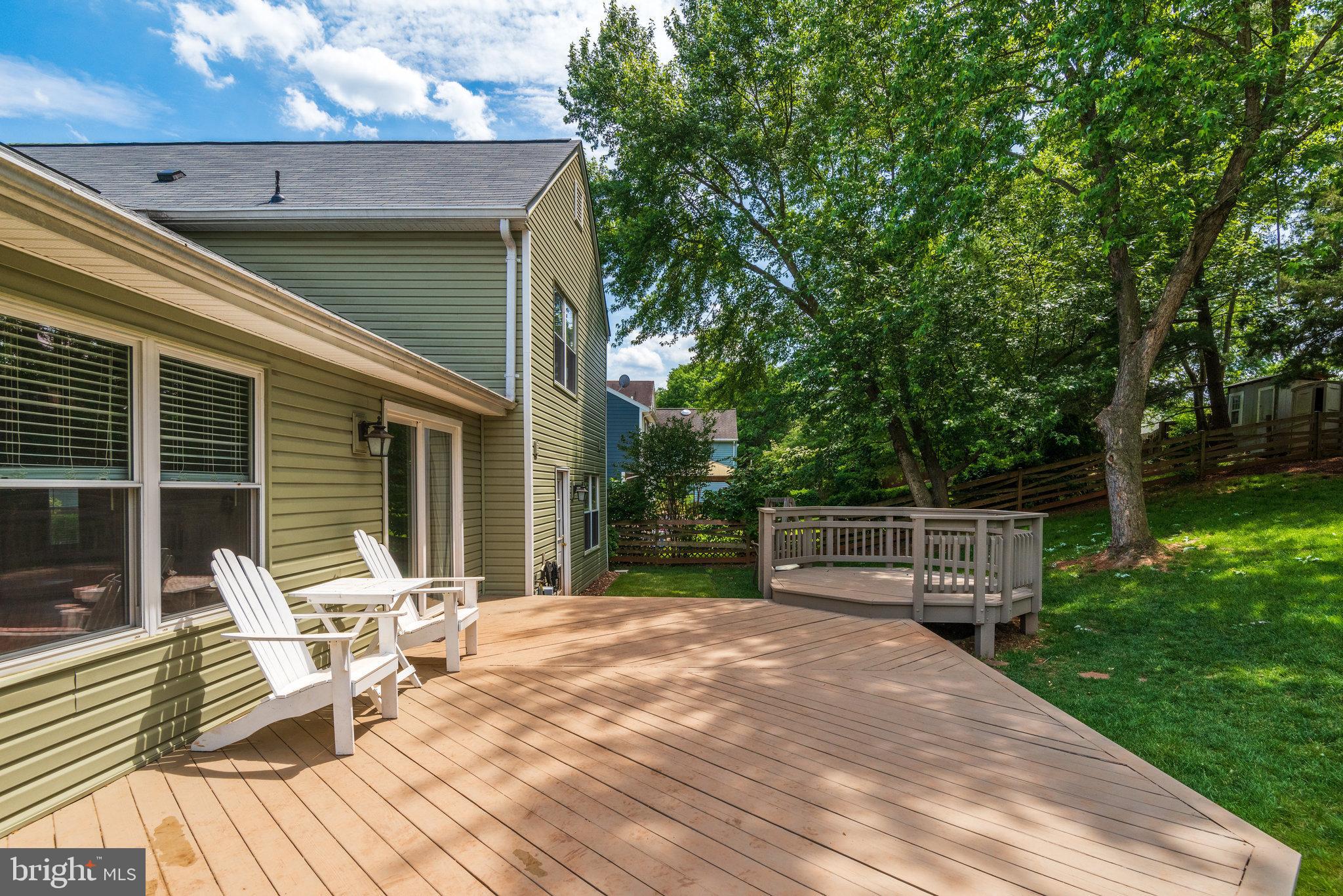 311 Silver Ridge Drive Sterling, VA 20164 - Photo 37 of 43 Gallery Image 37