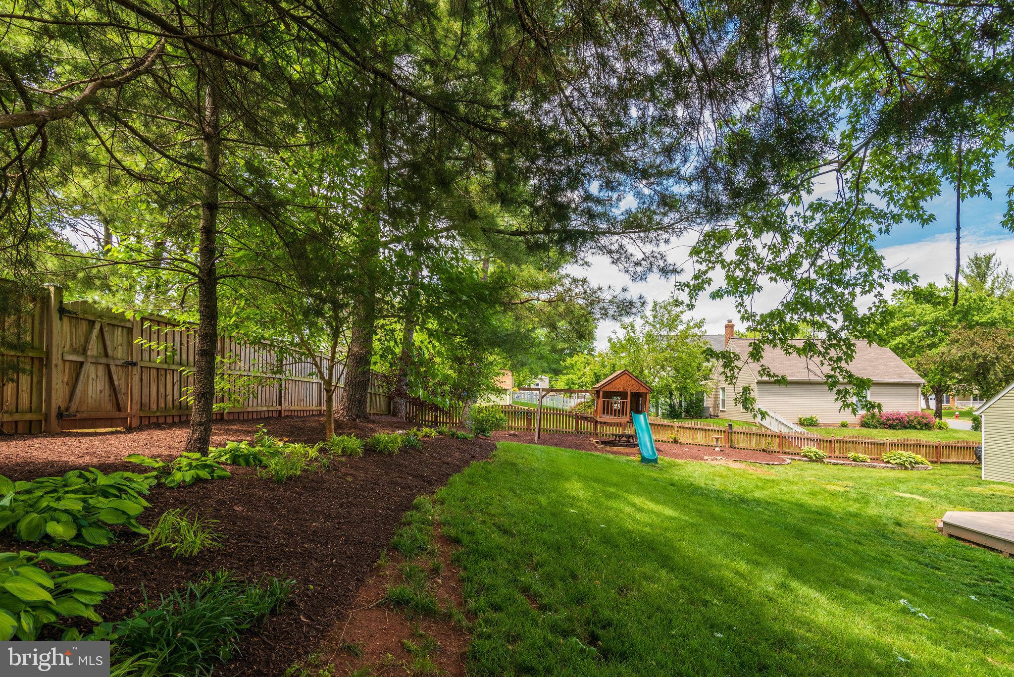 311 Silver Ridge Drive Sterling, VA 20164 - Photo 41 of 43 Gallery Image 41