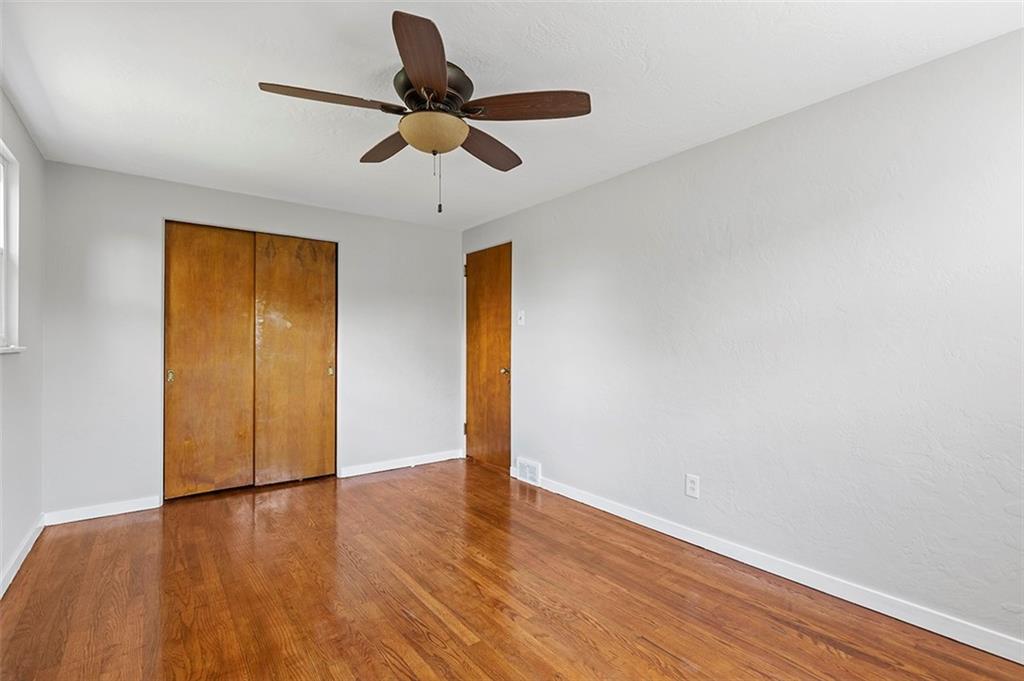 3521 Willett Road Pittsburgh, PA 15227 - Photo 13 of 29 Gallery Image 13
