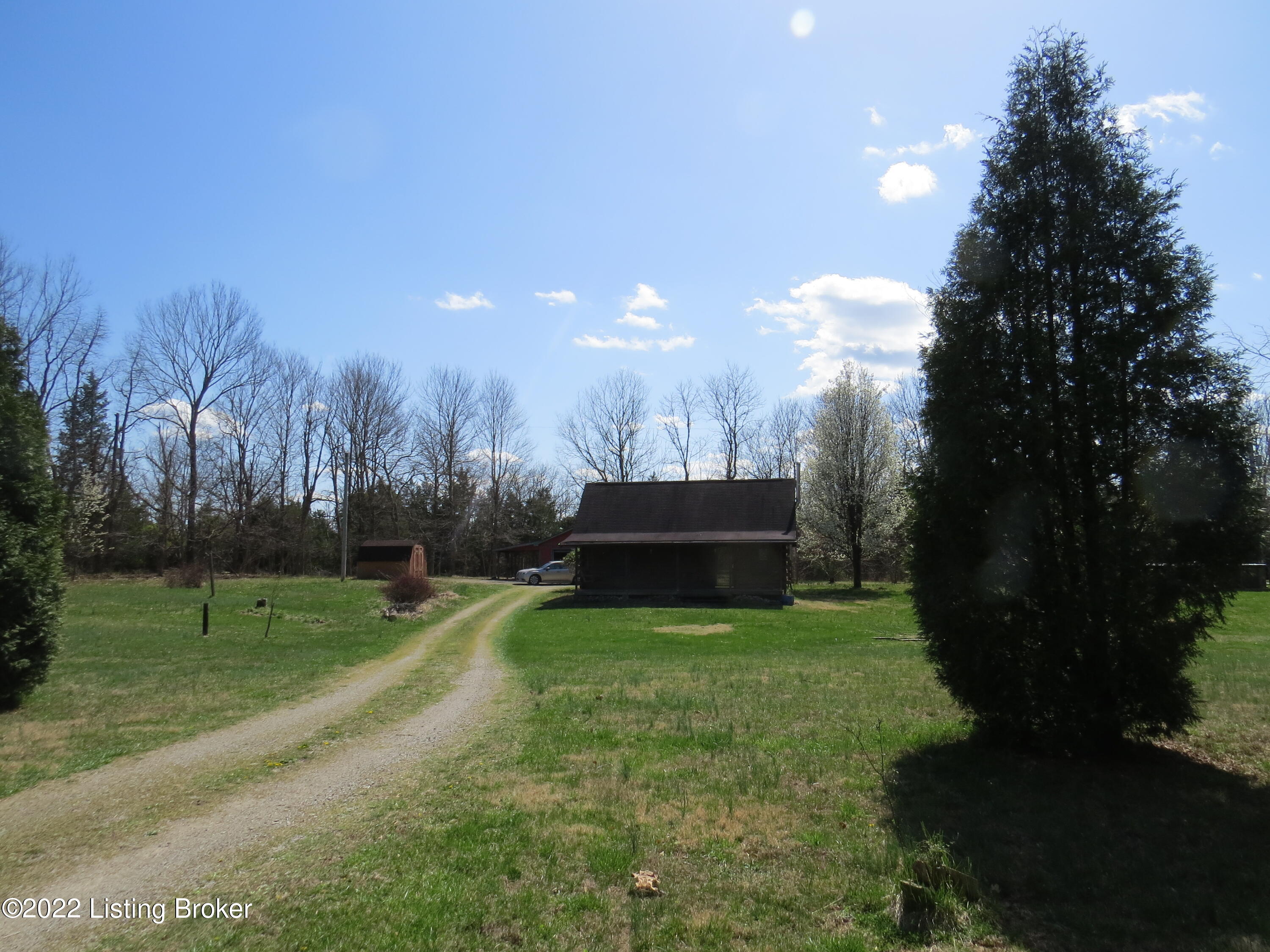 7801 Covington Ridge Road Westport, KY 40077 - Photo 6 of 59 IMG_7855