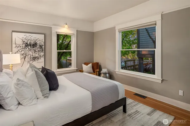 $1,149,950 | 1807 11th Avenue West, Seattle, WA 98119