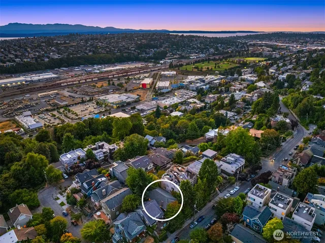 $1,149,950 | 1807 11th Avenue West, Seattle, WA 98119