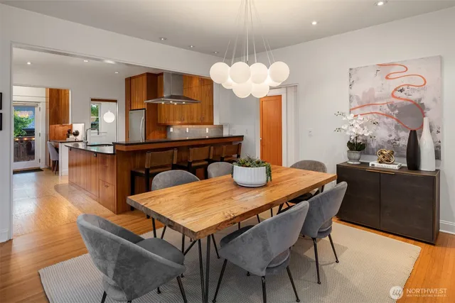 $1,149,950 | 1807 11th Avenue West, Seattle, WA 98119