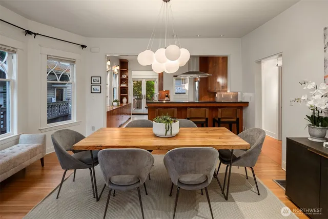 $1,149,950 | 1807 11th Avenue West, Seattle, WA 98119