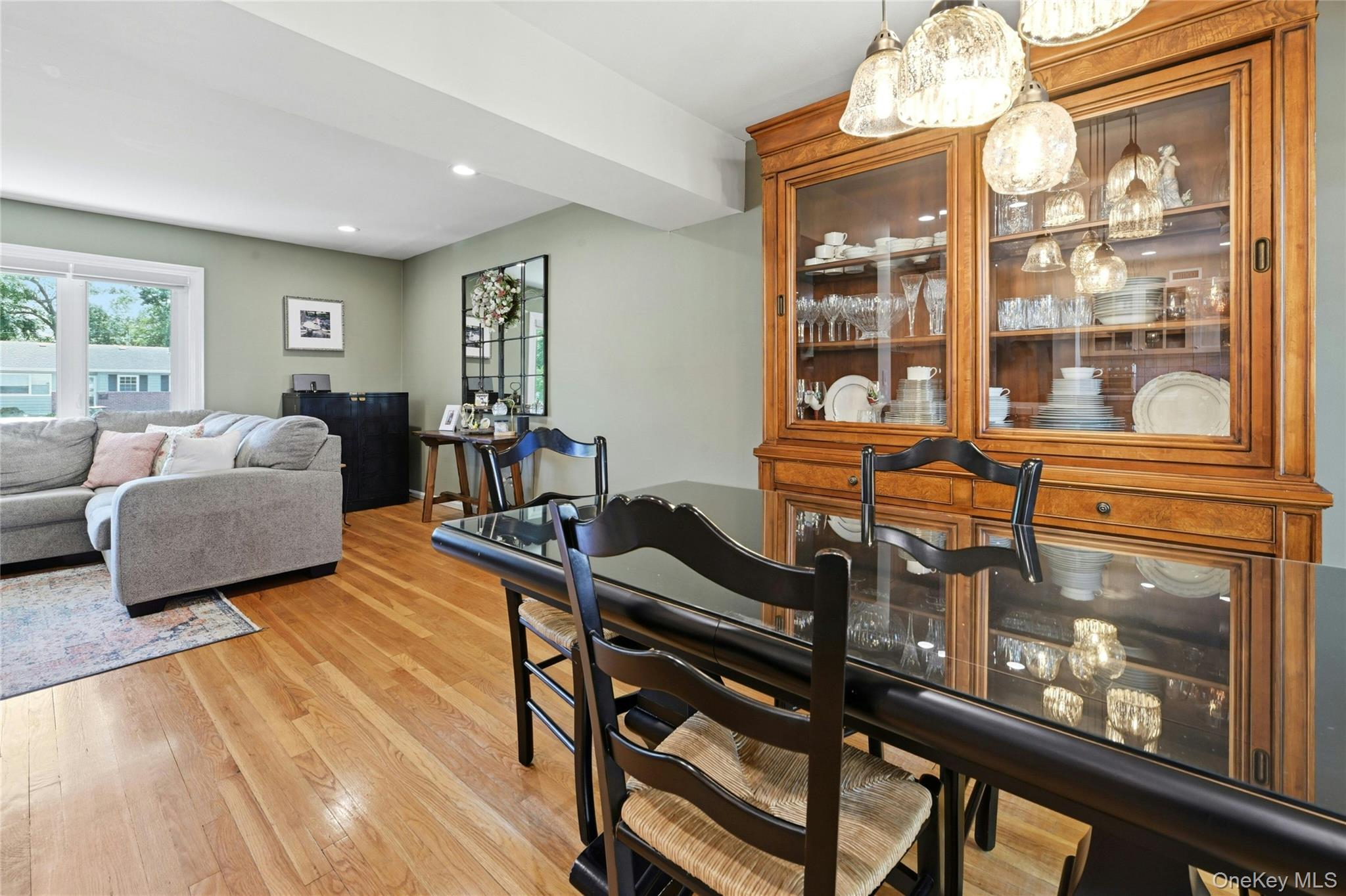 53 Rensselaer Drive Commack, NY 11725 - Photo 8 of 30 Gallery Image 8