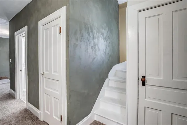 $350,000 | 3236 St John Avenue, Kansas City, MO 64123