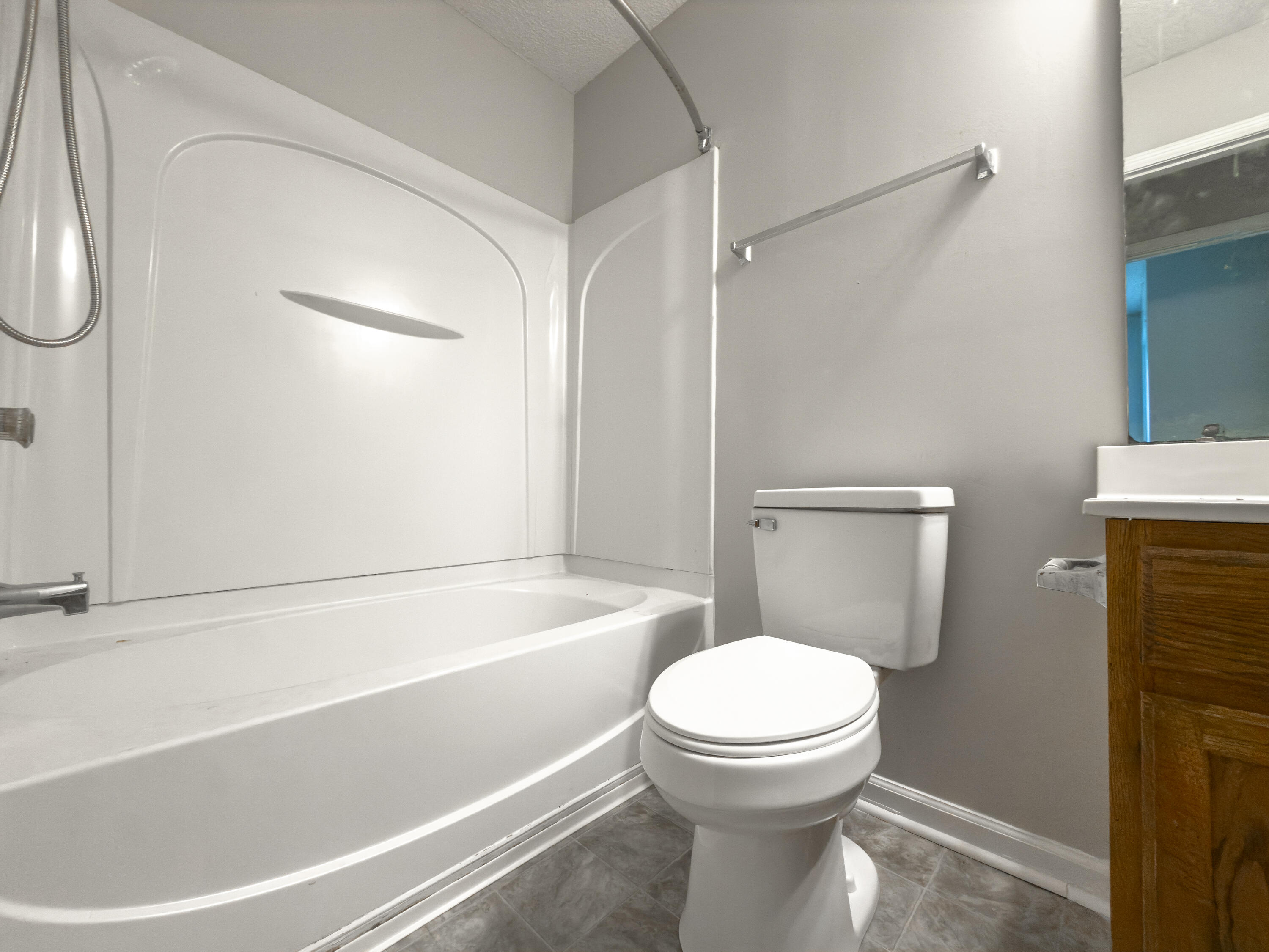 440 Dovetail Circle Summerville, SC 29483 - Photo 13 of 29 IMG_1032