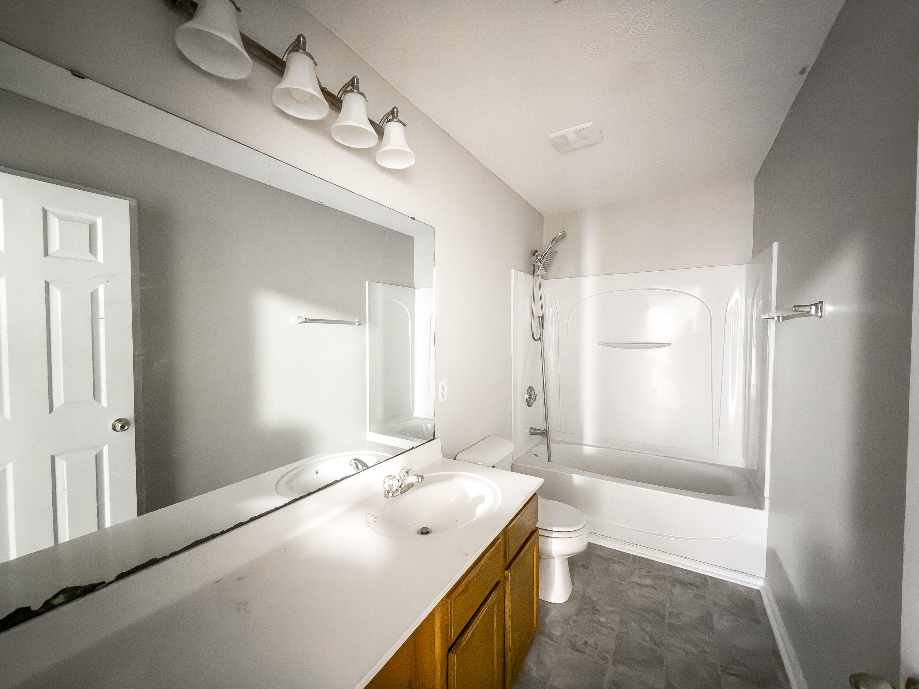 440 Dovetail Circle Summerville, SC 29483 - Photo 19 of 29 IMG_1037